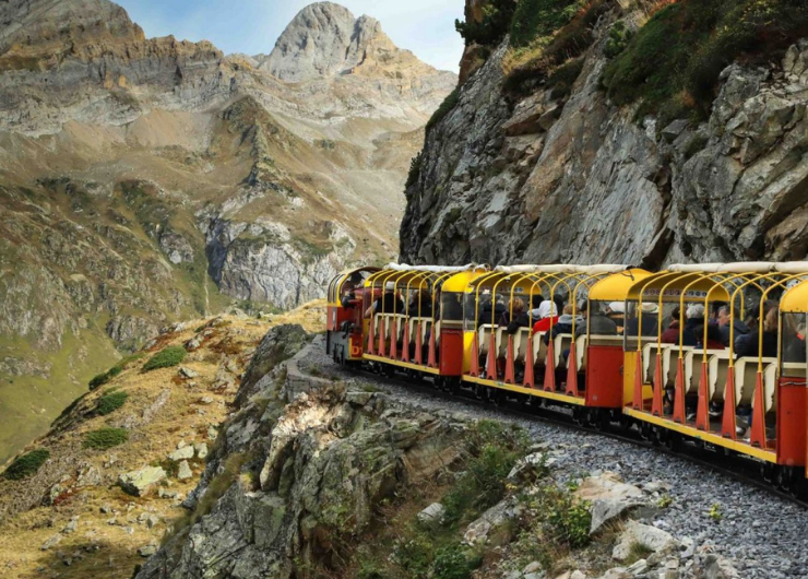 Tren de L´Artuste Jaca – San Juan de la Peña (especial Sant Joan)