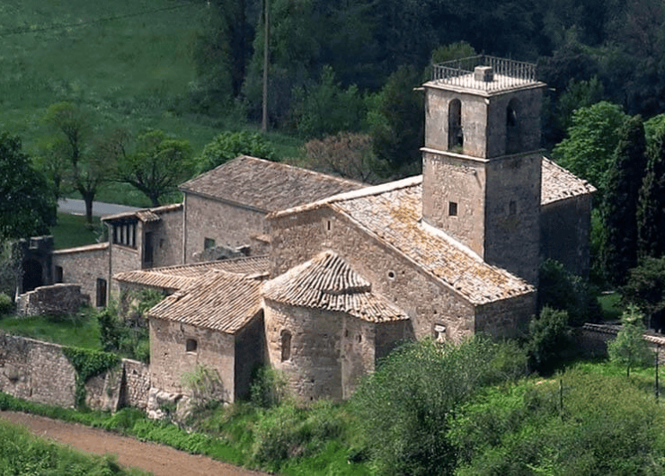 Monestir de LLuçà i Font del Bou