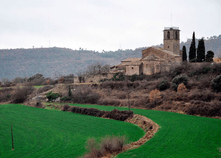 Monester Santa Maria de LLuçà i coques de Perafita