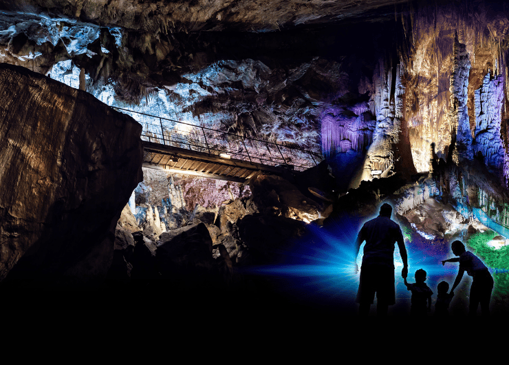 PORTADA LA CERDANYA PUIGCERDA – CUEVAS CANALETTES VILEFRANCHE DE CONFLENT La Cerdanya Puigcerdá - Cuevas Canalettes- Villefranche de Conflent